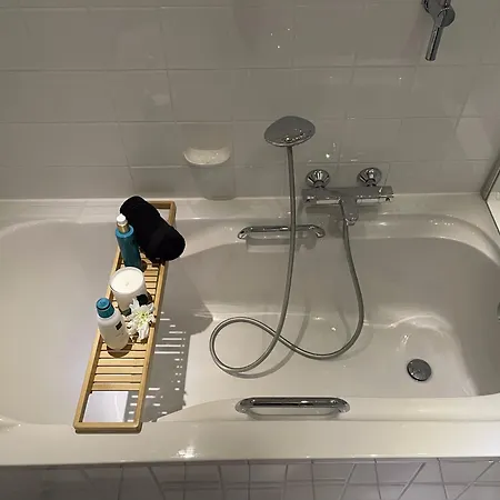 Spotless Family Retreat, Fully Equipped & شقة *