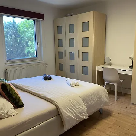 Apartment Spotless Family Retreat, Fully Equipped &